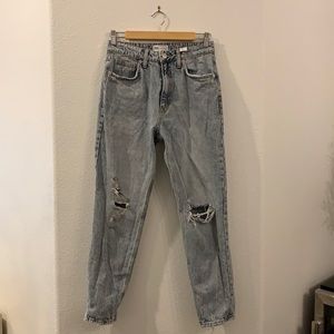 Zara Destroyed Mom Jeans